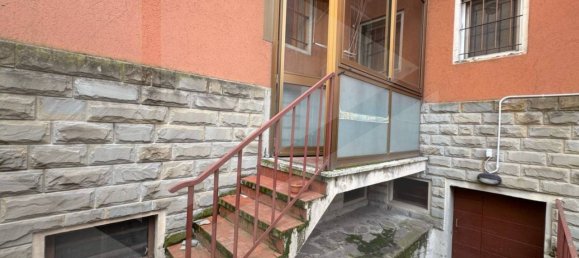 4 rooms Apartment in Bologna, Italy No. 27125 7