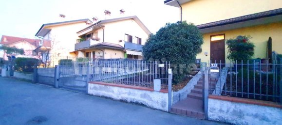 3 غرف نوم فيلا في San Colombano al Lambro, Italy رقم 165426 5