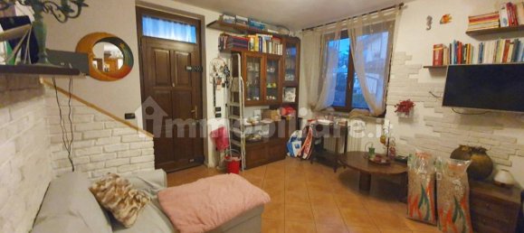 3 غرف نوم فيلا في San Colombano al Lambro, Italy رقم 165426 7