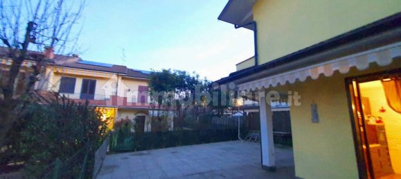 3 غرف نوم فيلا في San Colombano al Lambro, Italy رقم 165426 6