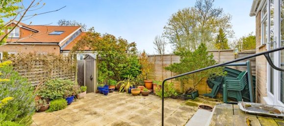 3 bedrooms House in Bushey, United Kingdom No. 6207 10