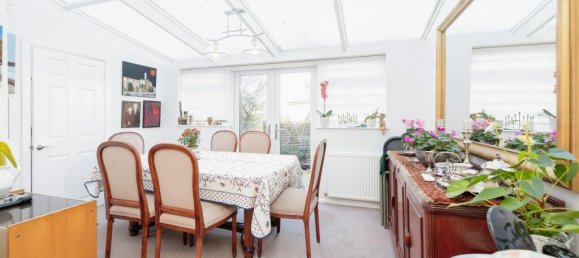 3 bedrooms House in Bushey, United Kingdom No. 6207 4