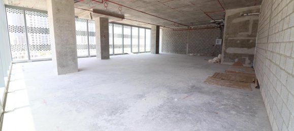 920m² Office in Business Bay, UAE No. 6963 8