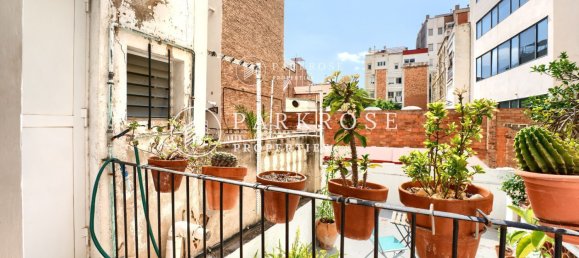3 bedrooms Apartment in Gracia, Spain No. 171307 3