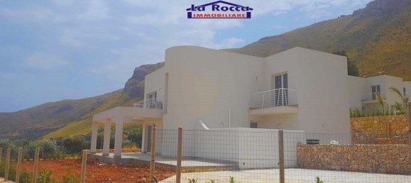 4غرفة فيلا في Castellammare del Golfo, Italy رقم 258711 9