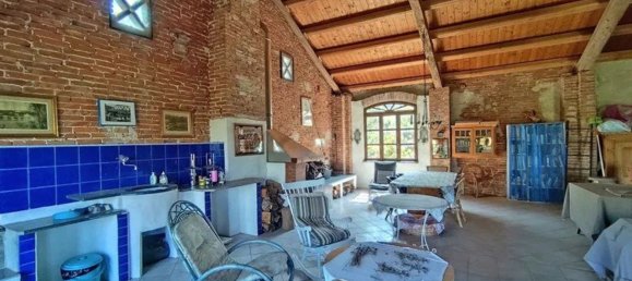 7 bedrooms House in Clavesana, Italy No. 344148 2