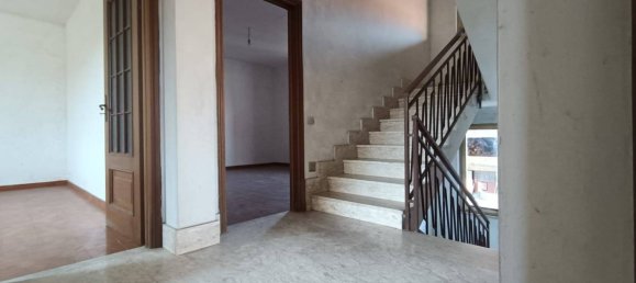 Villa de 4 dormitorios en Mondovì, Italy No. 345561 8