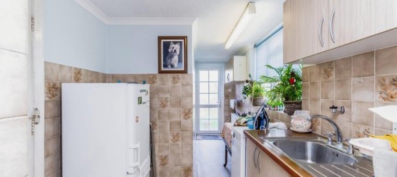 3 bedrooms House in Croydon, United Kingdom No. 8133 6