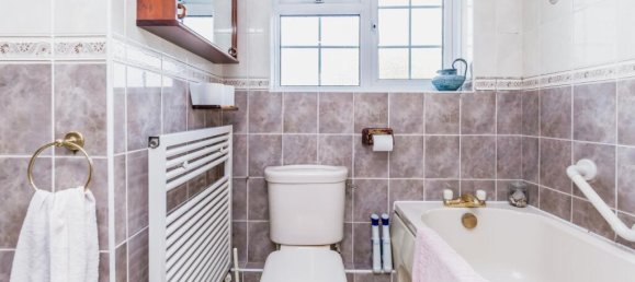 3 bedrooms House in Croydon, United Kingdom No. 8133 11