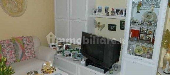 3 bedrooms House in Carrara, Italy No. 45773 4