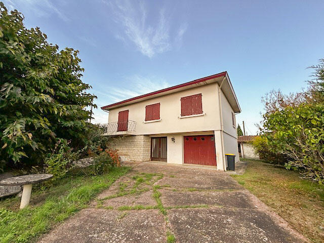 2 bedrooms Apartment in Seyches, France No. 321805