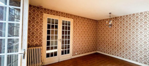 2 bedrooms Apartment in Seyches, France No. 321805 4