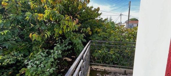 2 bedrooms Apartment in Seyches, France No. 321805 9