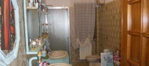 5 rooms Apartment in Lariano, Italy No. 190869 18
