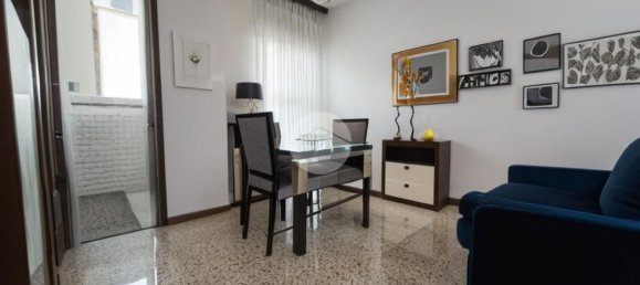 3 bedrooms Apartment in Milan, Italy No. 357955 43
