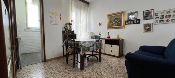 3 bedrooms Apartment in Milan, Italy No. 357955 3