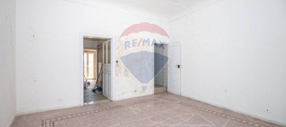 Casa de 6 habitaciónes en Ragusa, Italy No. 236321 18