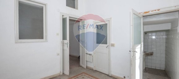 Casa de 6 habitaciónes en Ragusa, Italy No. 236321 12