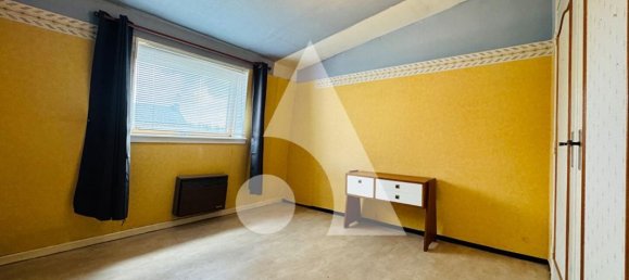 3 bedrooms House in Crespin, France No. 161125 7