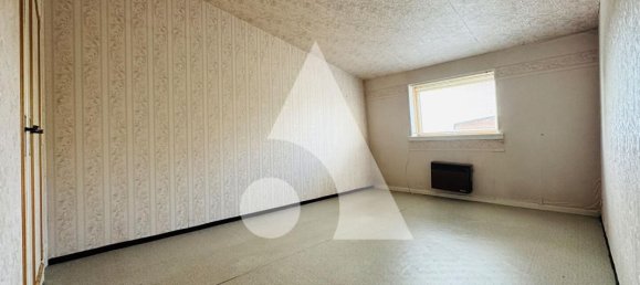 3 bedrooms House in Crespin, France No. 161125 8