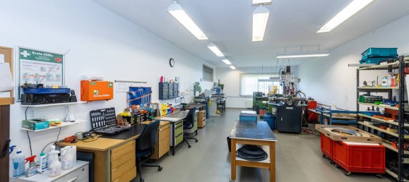 669m² Commercial property in Uelzen, Germany No. 145551 8