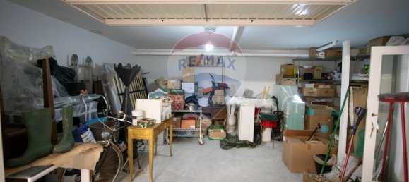 1-Zimmer Garage in Senigallia, Italy, Nr. 2264 2