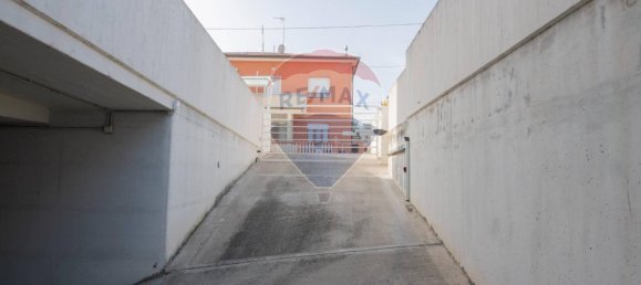 1-Zimmer Garage in Senigallia, Italy, Nr. 2264 15