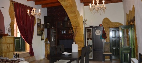 3 bedrooms Commercial property in Chania, Greece No. 243 3