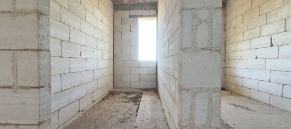 4 bedrooms House in Carmiano, Italy No. 357601 32