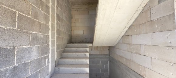 4 bedrooms House in Carmiano, Italy No. 357601 41