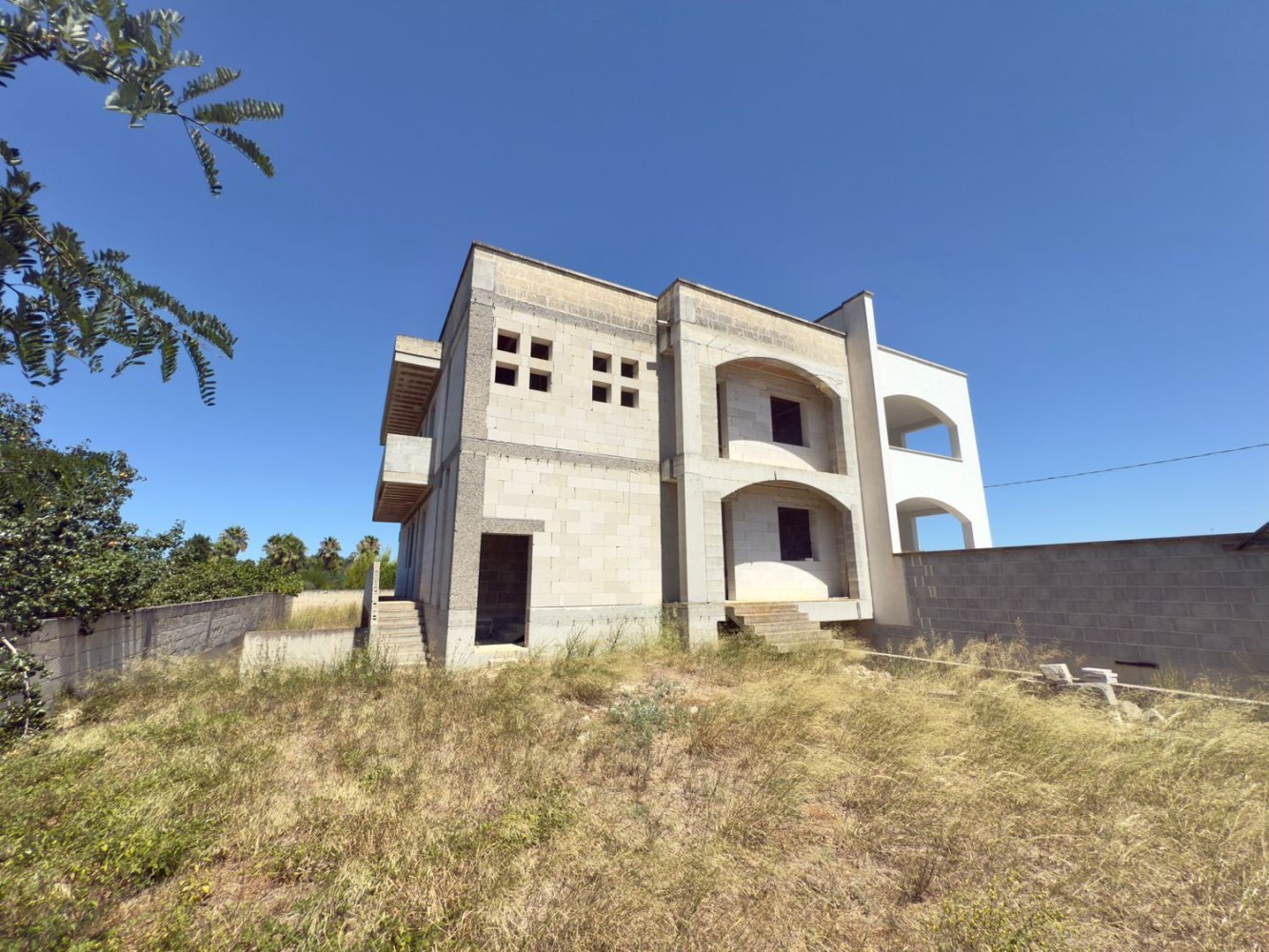 4 bedrooms House in Carmiano, Italy No. 357601