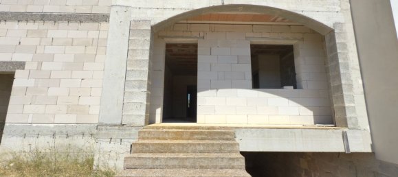 4 bedrooms House in Carmiano, Italy No. 357601 5