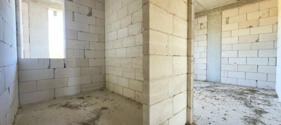 4 bedrooms House in Carmiano, Italy No. 357601 19