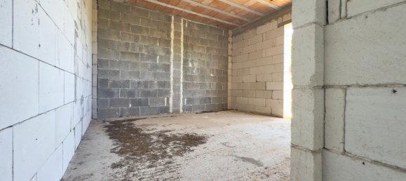 4 bedrooms House in Carmiano, Italy No. 357601 30