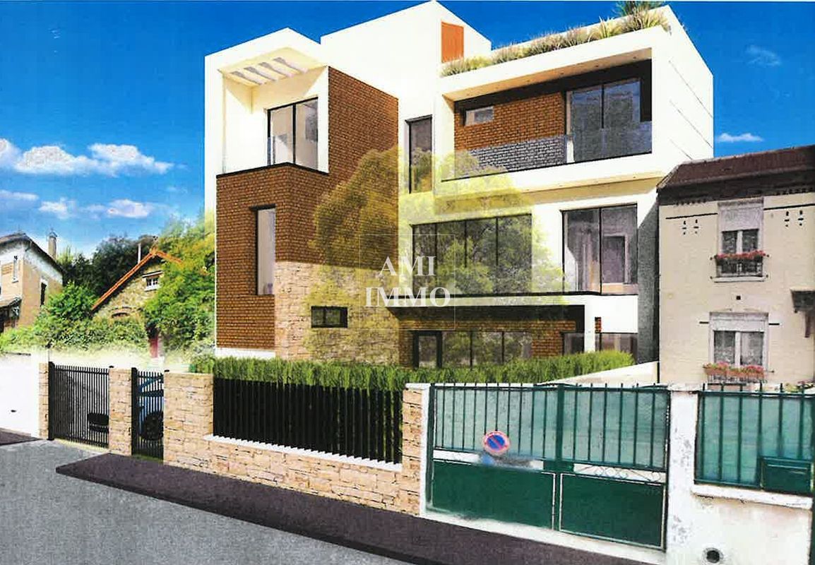 196m² Land in Viry-Chatillon, France No. 162172