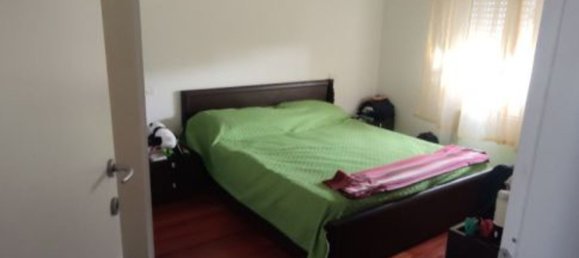 Apartamento de 4 divisões em Garbagnate Milanese, Italy N.º 6881 7
