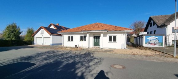 Bungalow de 3 dormitorios en Lahn-Dill, Germany No. 270346 2