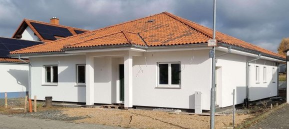 Bungalow de 3 dormitorios en Lahn-Dill, Germany No. 270346 3