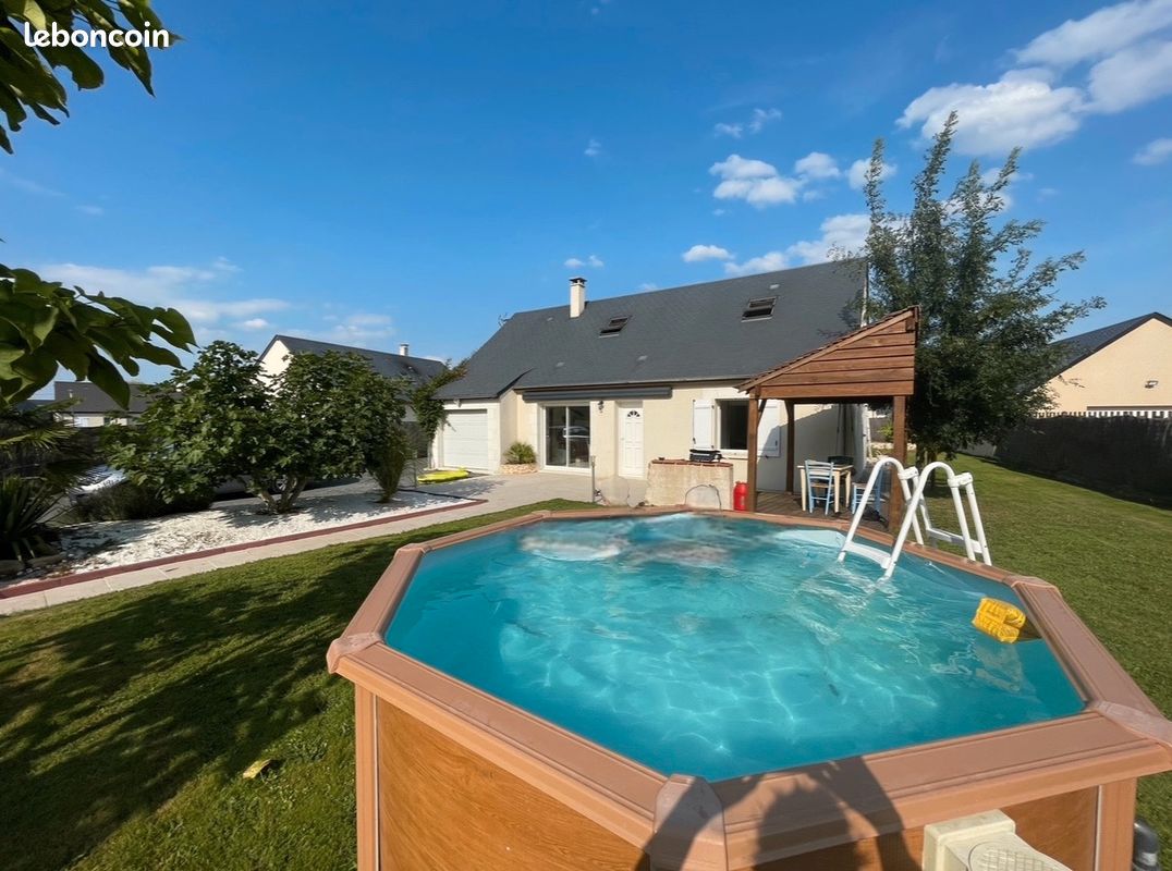 3 chambres Maison à Villeperdue, France No. 228956