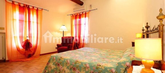 Casa de 6 dormitorios en Cortona, Italy No. 230095 28