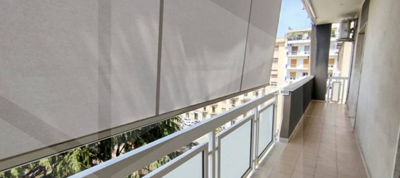 Apartamento de 3 habitaciónes en Bari, Italy No. 29134 6