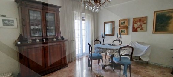Apartamento de 3 habitaciónes en Bari, Italy No. 29134 8