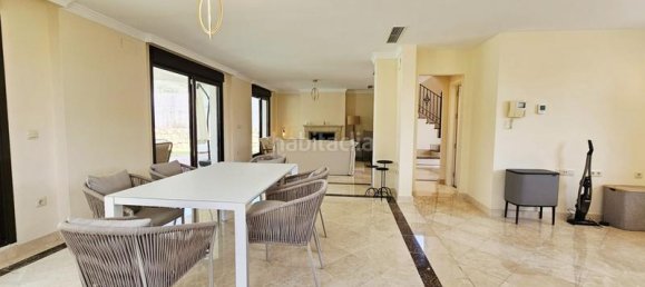 3 bedrooms Villa in Estepona, Spain No. 170170 25