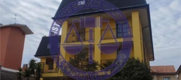 2 rooms Apartment in Bovisio Masciago, Italy No. 334531 23