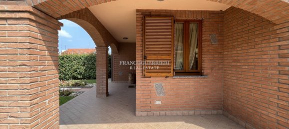 4-Zimmer Villa in Sovico, Italy, Nr. 15643 38