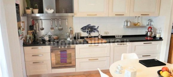 Дом с 3 спальнями в Монтайоне, Италия № 193900 2