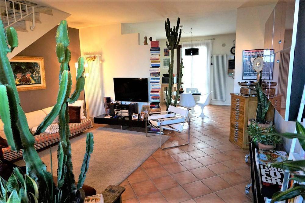 Дом с 3 спальнями в Монтайоне, Италия № 193900