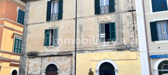Apartamento de 2 dormitorios en Isola del Liri, Italy No. 57120 15