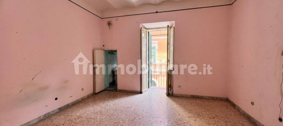 Apartamento de 2 dormitorios en Isola del Liri, Italy No. 57120 24