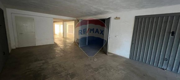 Garage à Vieste, Italy 93m² No. 65588 8